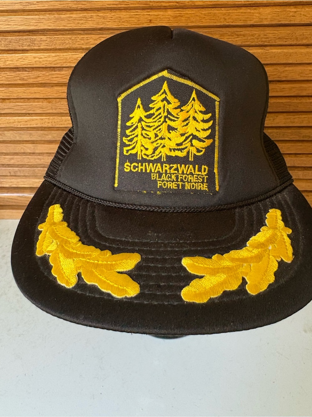 Schwarzwald Black Forest Snapback Hat in Black & Yellow retro